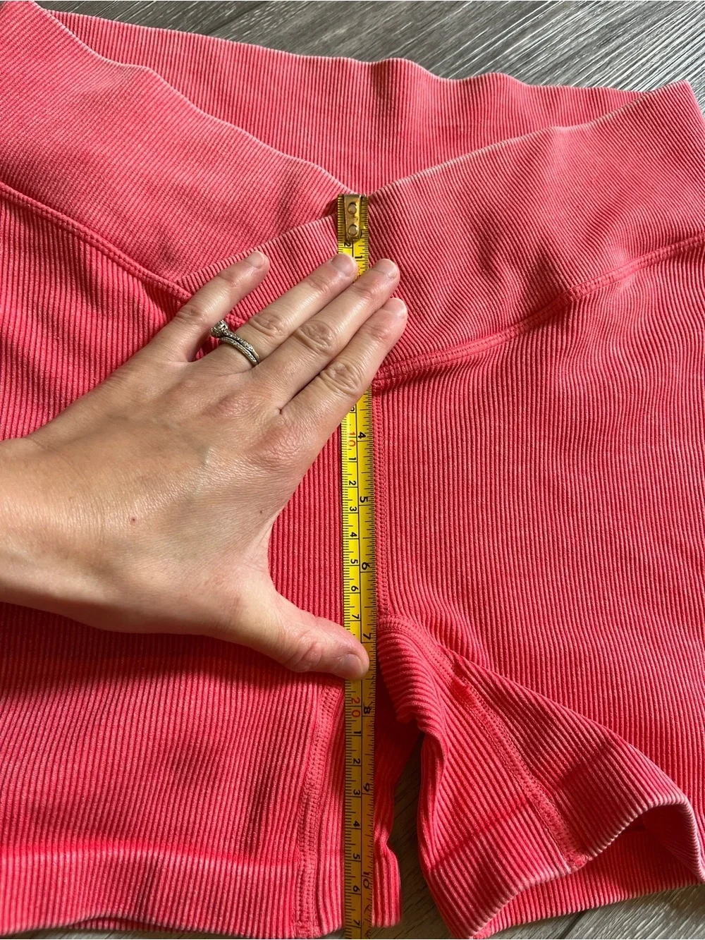 JoyLab Red/Pink Train Shorts Size Medium 4.5”